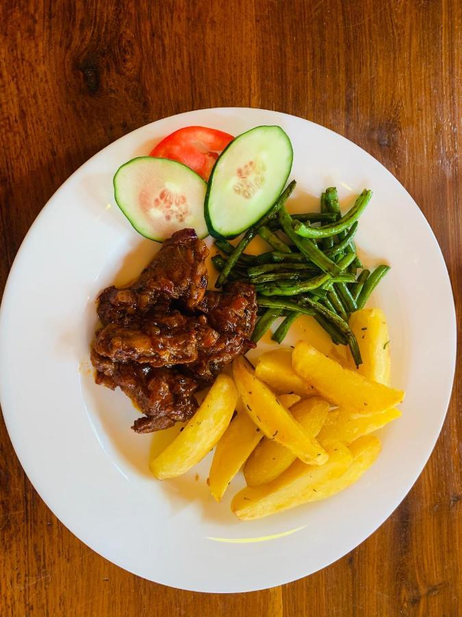 Babylon Lodge Marangu Luaran gambar