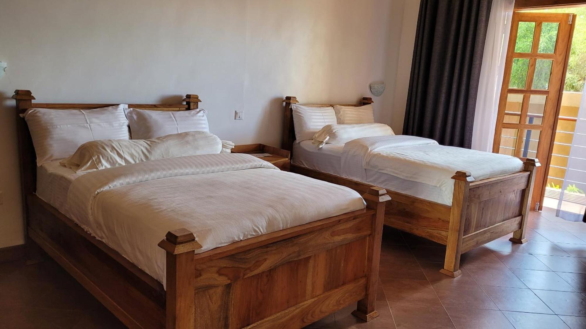 Babylon Lodge Marangu Luaran gambar