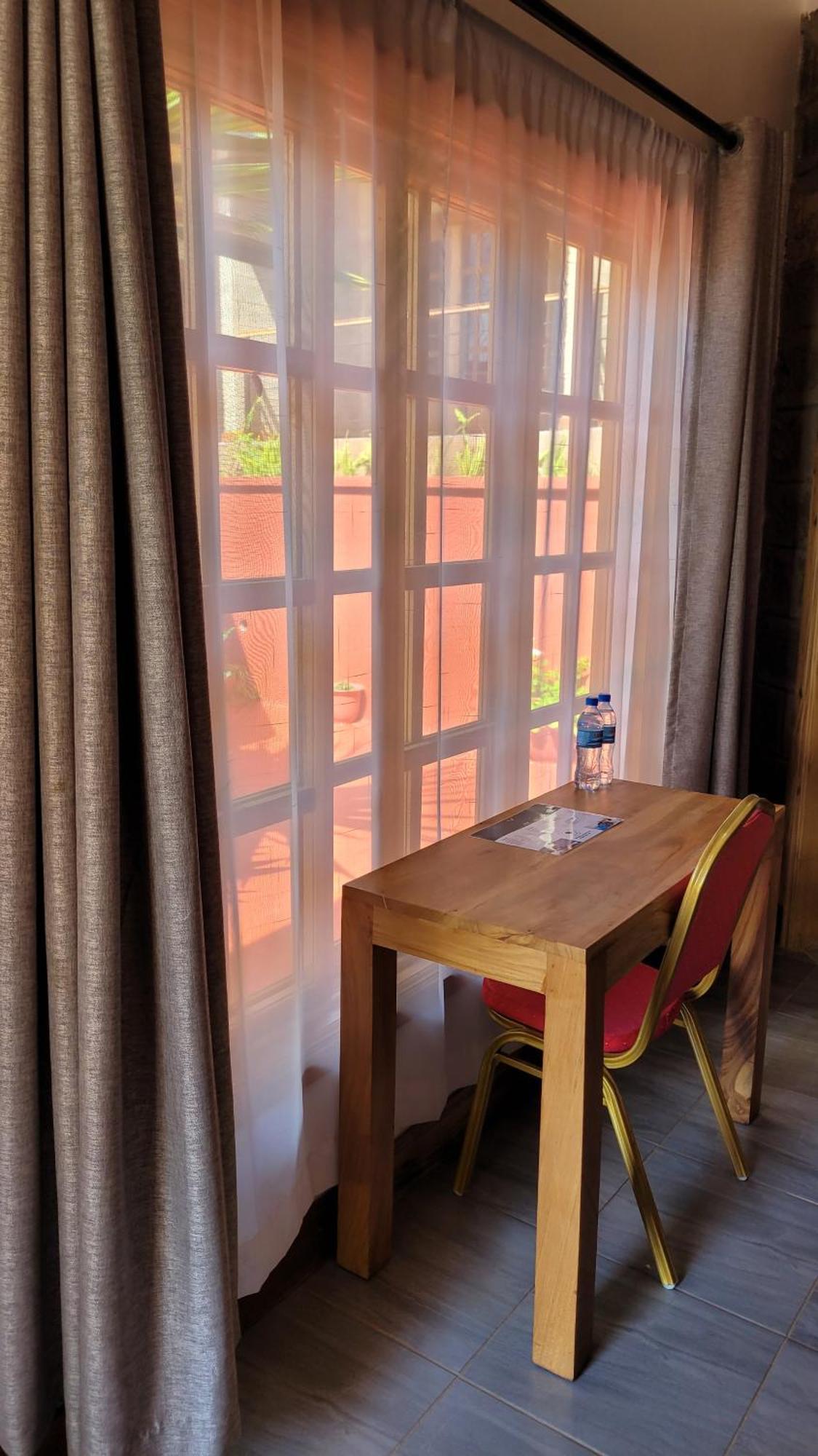 Babylon Lodge Marangu Luaran gambar