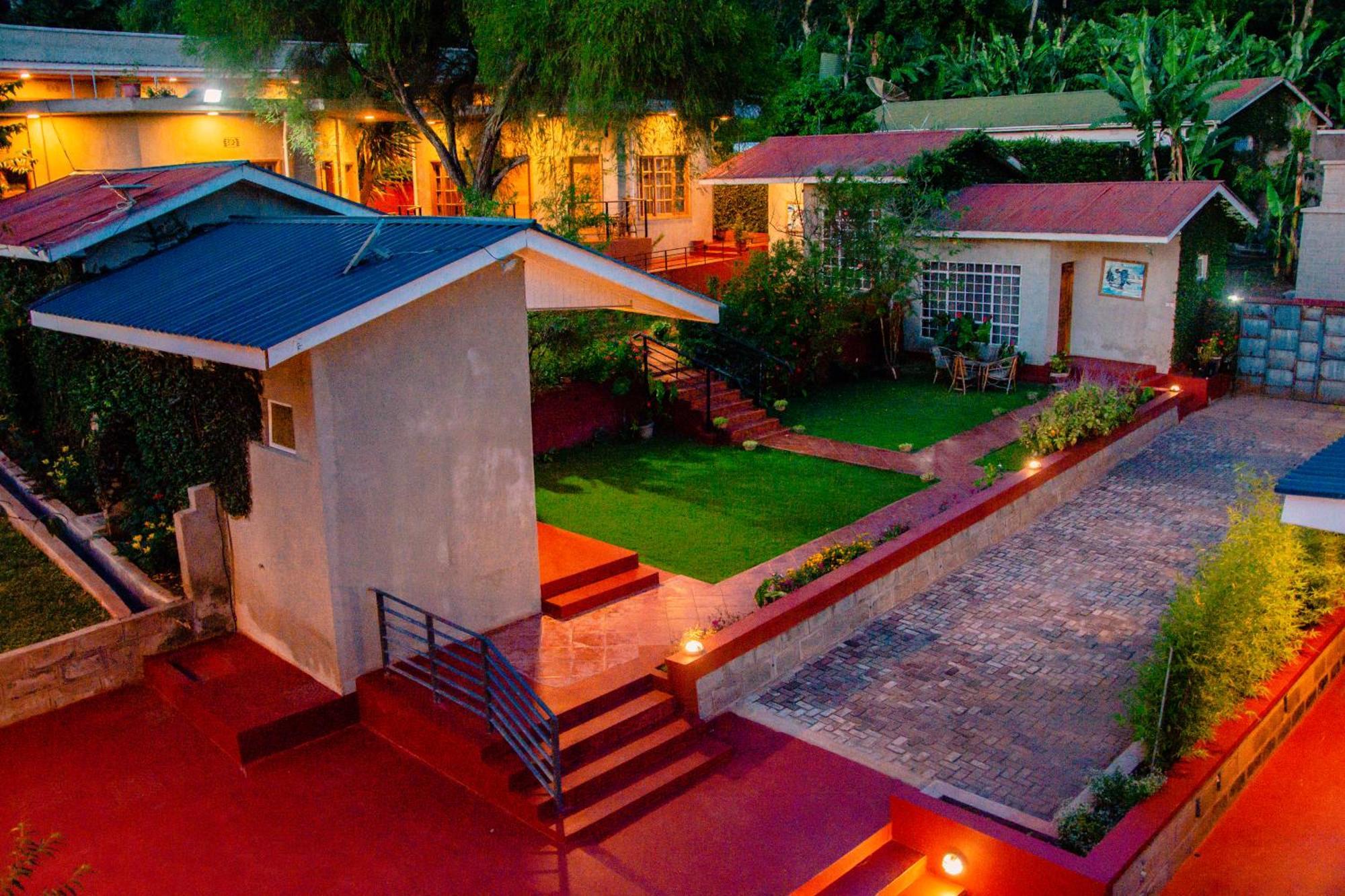 Babylon Lodge Marangu Luaran gambar